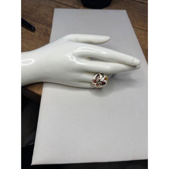 White & Gold Enamel Butterfly Statement Ring With Rhinestone Accents Size 7 KI - Picture 11 of 11